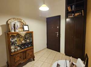 Πωλείται Διαμέρισμα τριάρι